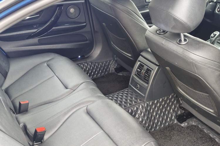 Used BMW 3 Series 2019 320Li M Sport Night Edition Interior 4