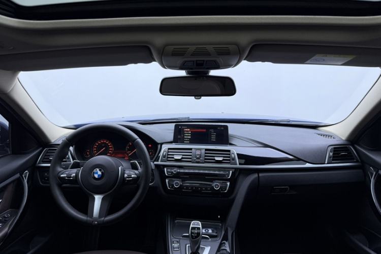 Used BMW 3 Series 2019 320Li M Sport Package Interior 6