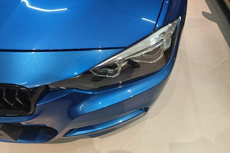Used BMW 3 Series 2019 320i M Sport Night Edition Left Front Headlight