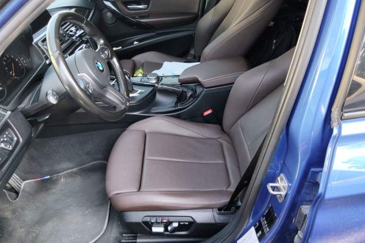 Used BMW 3 Series 2019 320Li M Sport Night Edition Left Front Seat