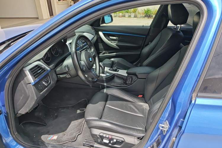 Used BMW 3 Series 2019 320i M Sport Package Left Front Seat