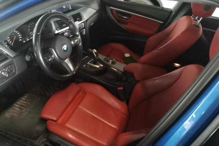 Used BMW 3 Series 2019 320i M Sport Night Edition Left Front Seat