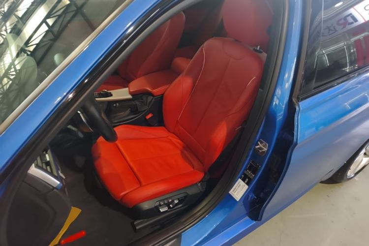 Used BMW 3 Series 2019 320i M Sport Package Left Front Seat