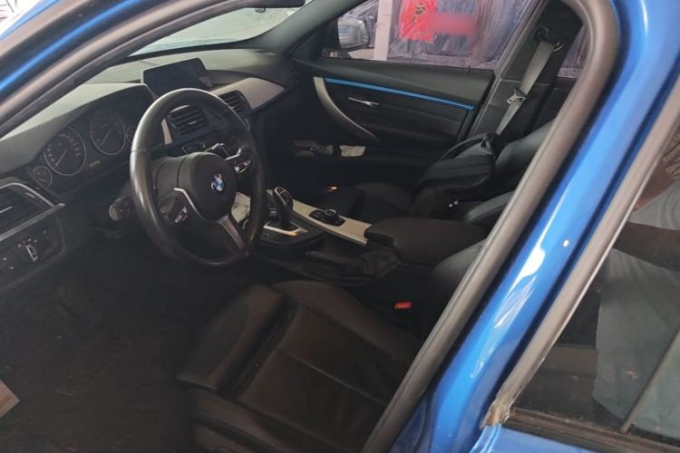 Used BMW 3 Series 2019 320i M Sport Package Left Front Seat