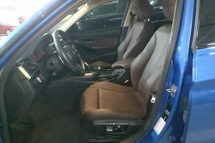Used BMW 3 Series 2019 320Li M Sport Package Left Front Seat