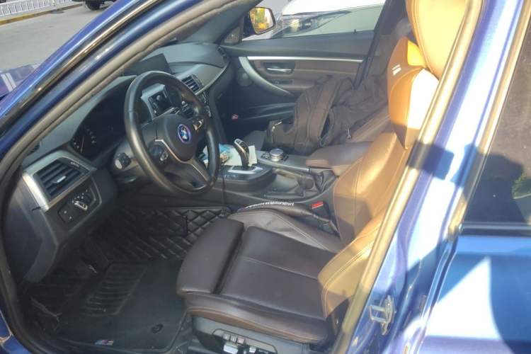 Used BMW 3 Series 2019 320i M Sport Night Edition Left Front Seat