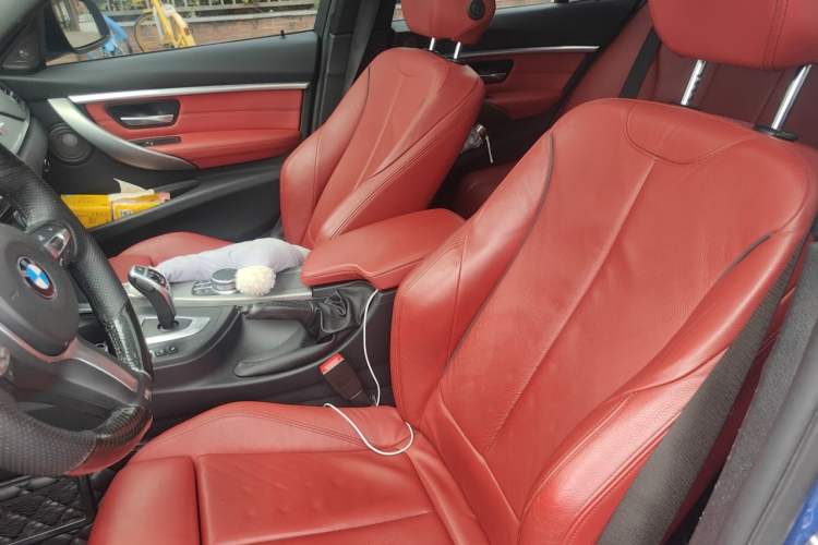 Used BMW 3 Series 2019 320i M Sport Night Edition Left Front Seat