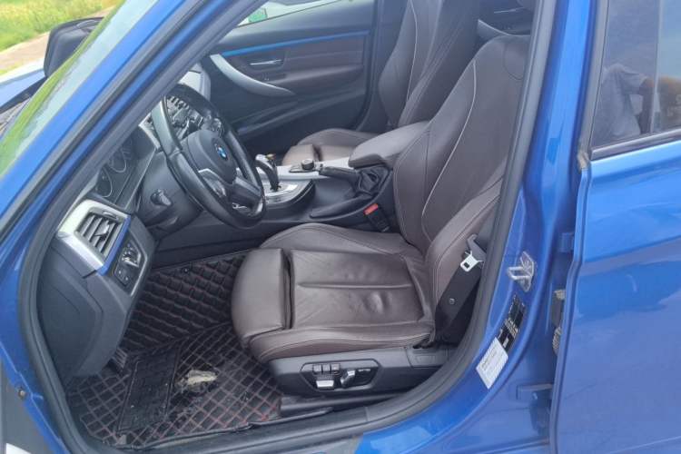 Used BMW 3 Series 2019 320i M Sport Package Left Front Seat