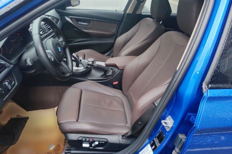 Used BMW 3 Series 2019 320Li M Luxury Package Left Front Seat