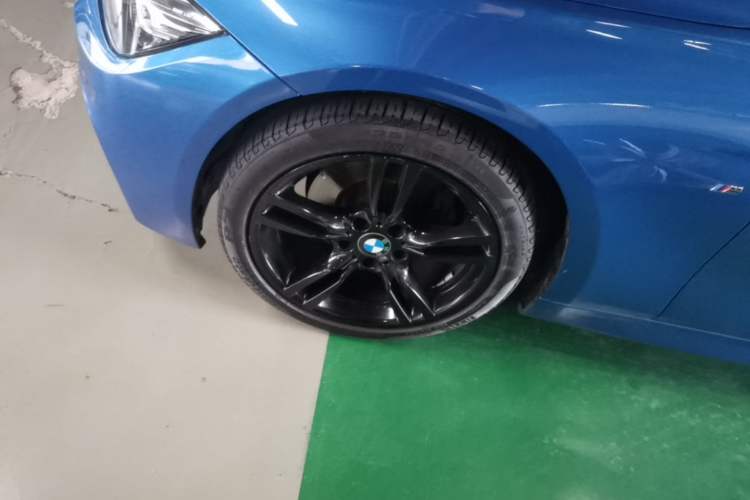 Used BMW 3 Series 2019 320i M Sport Night Edition Left Front Wheel Hub