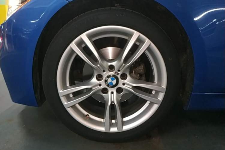 Used BMW 3 Series 2019 320Li M Sport Package Left Front Wheel Hub