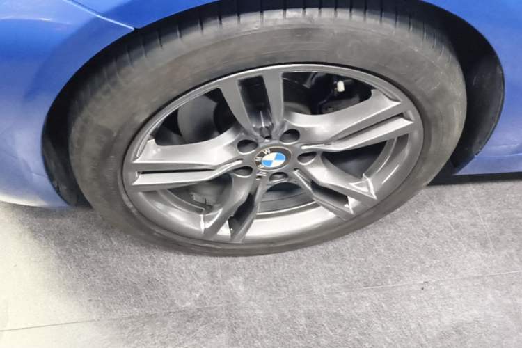 Used BMW 3 Series 2019 320Li M Sport Package Left Front Wheel Hub