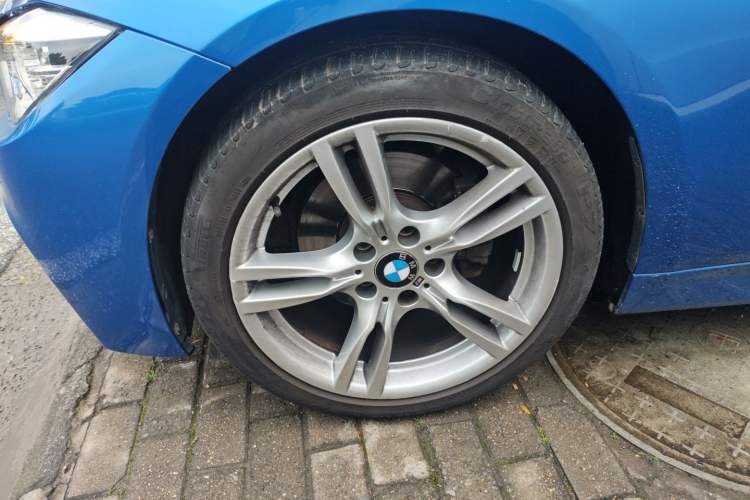 Used BMW 3 Series 2019 320Li M Sport Package Left Front Wheel Hub