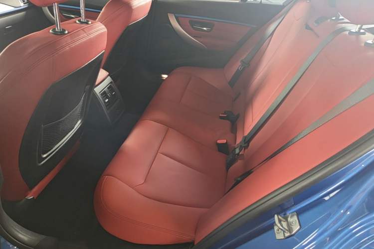 Used BMW 3 Series 2019 320i M Sport Package Left Rear Seat