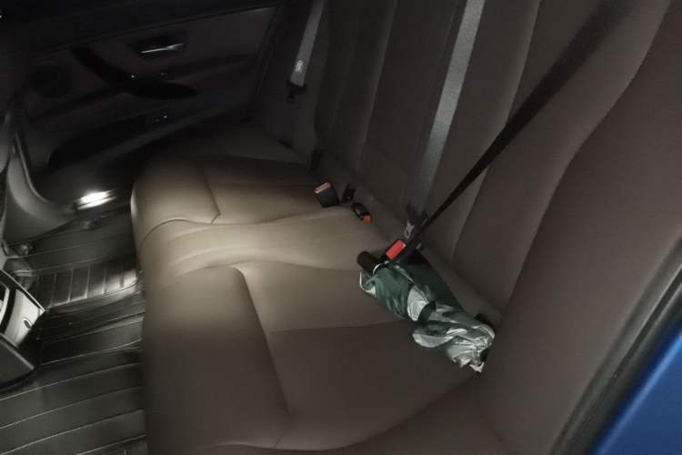 Used BMW 3 Series 2019 320Li M Sport Package Left Rear Seat