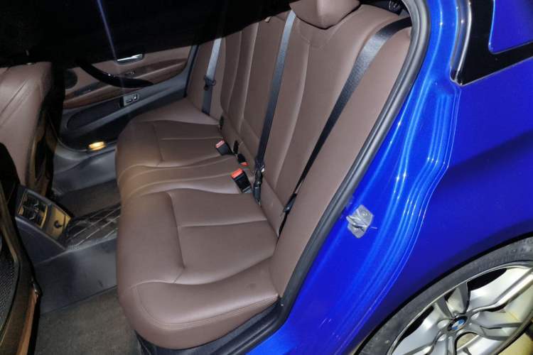 Used BMW 3 Series 2019 320Li M Sport Package Left Rear Seat