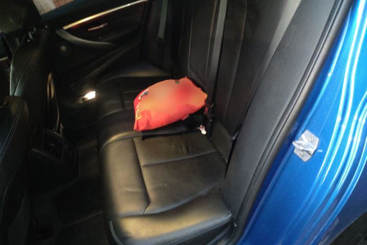 Used BMW 3 Series 2019 320i M Sport Night Edition Left Rear Seat