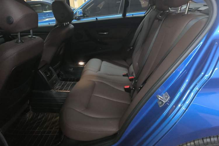 Used BMW 3 Series 2019 320Li M Luxury Package Left Rear Seat
