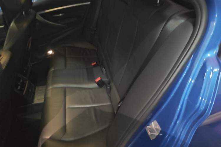 Used BMW 3 Series 2019 320i M Sport Night Edition Left Rear Seat