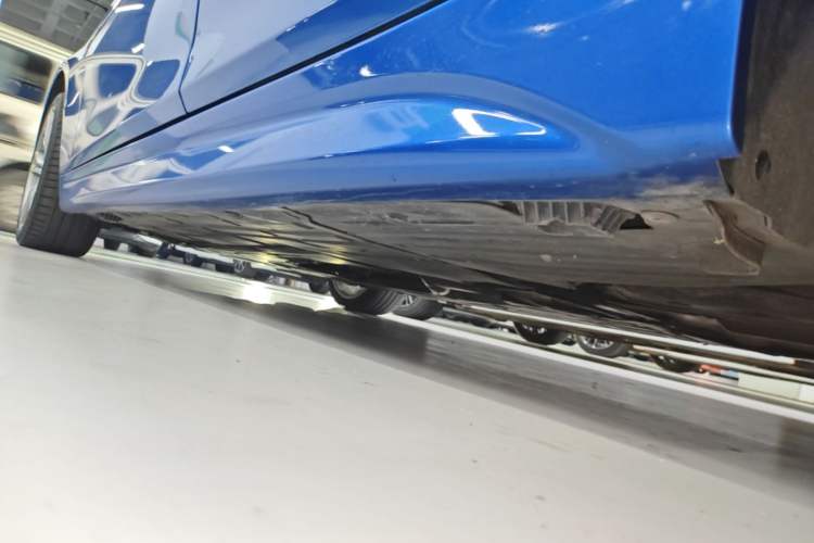 Used BMW 3 Series 2019 320Li M Sport Package Left Side Sill