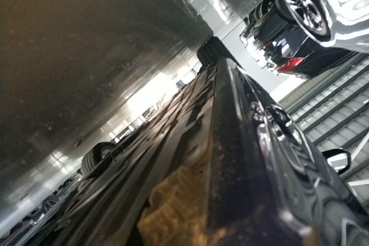 Used BMW 3 Series 2019 320Li M Sport Package Left Side Sill