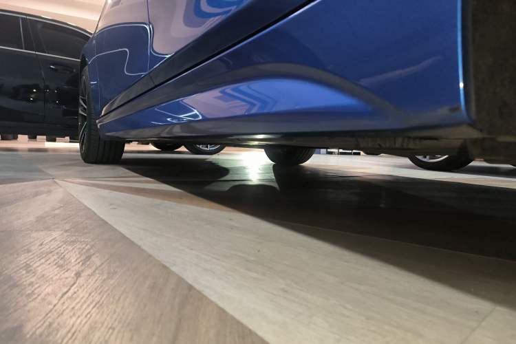 Used BMW 3 Series 2019 320Li M Luxury Package Left Side Sill