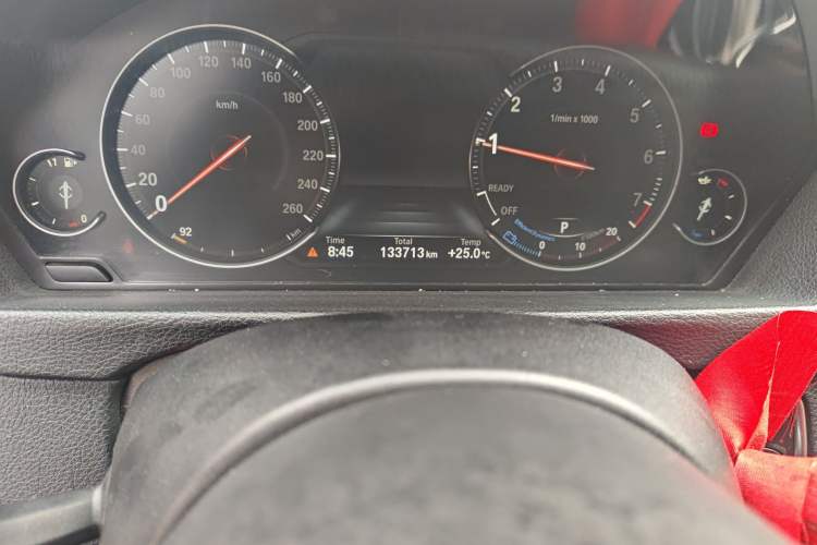 Used BMW 3 Series 2019 320Li M Sport Package Odometer Close Up
