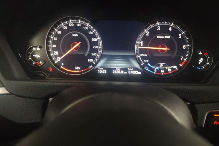 Used BMW 3 Series 2019 320Li M Sport Night Edition Odometer Close Up