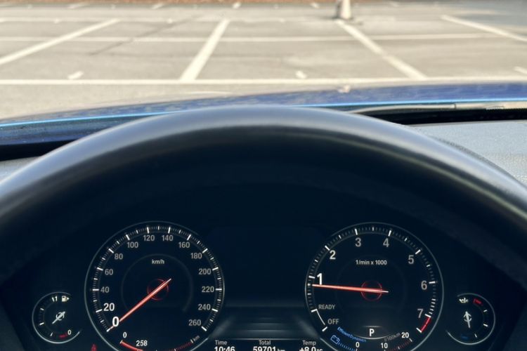 Used BMW 3 Series 2019 320Li M Sport Package Odometer Close Up