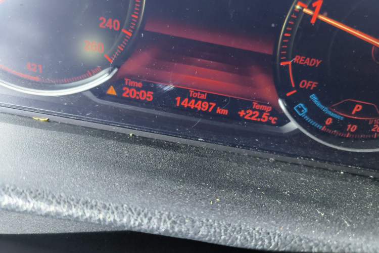 Used BMW 3 Series 2019 320Li M Sport Package Odometer Close Up