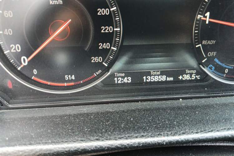 Used BMW 3 Series 2019 320Li M Sport Package Odometer Close Up