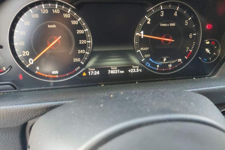 Used BMW 3 Series 2019 320i M Sport Night Edition Odometer Close Up
