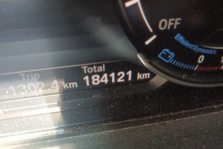 Used BMW 3 Series 2019 320Li M Sport Night Edition Odometer Close Up