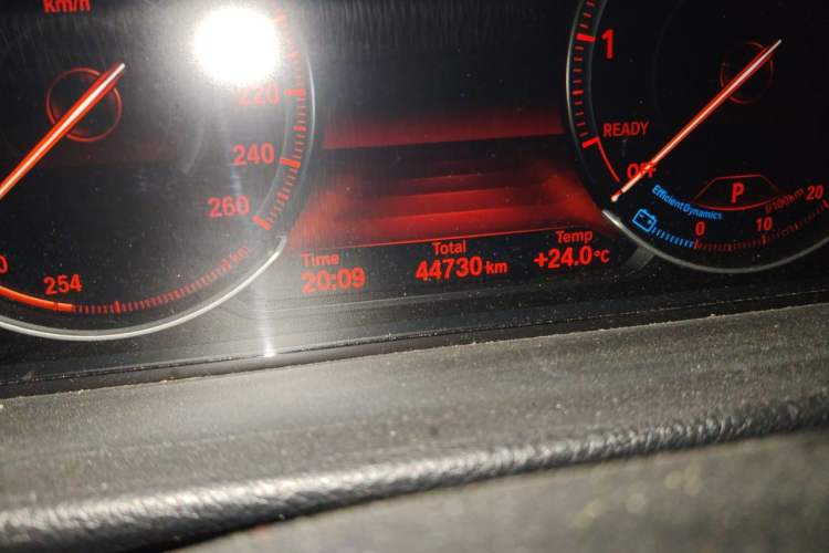 Used BMW 3 Series 2019 320Li M Luxury Package Odometer Close Up