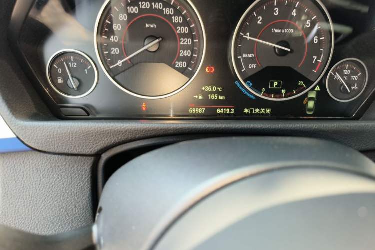 Used BMW 3 Series 2019 320i M Sport Package Odometer Close Up