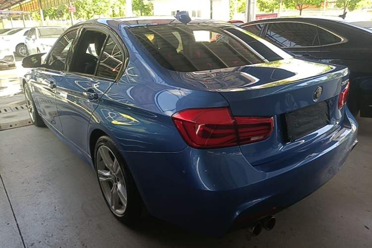 Used BMW 3 Series 2019 320i M Sport Package Rear Left 45 Deg