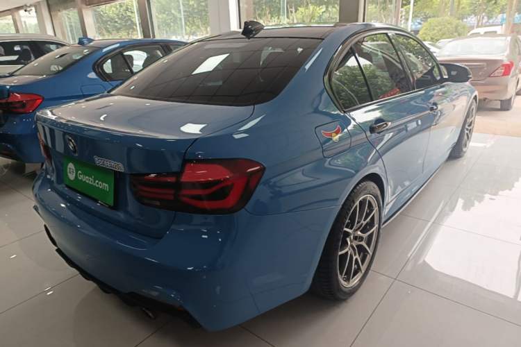 Used BMW 3 Series 2019 320i M Sport Night Edition Rear Right 45 Deg