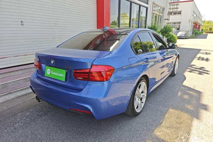 Used BMW 3 Series 2019 320i M Sport Package Rear Right 45 Deg
