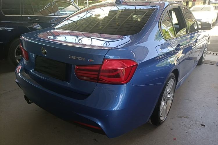 Used BMW 3 Series 2019 320i M Sport Package Rear Right 45 Deg