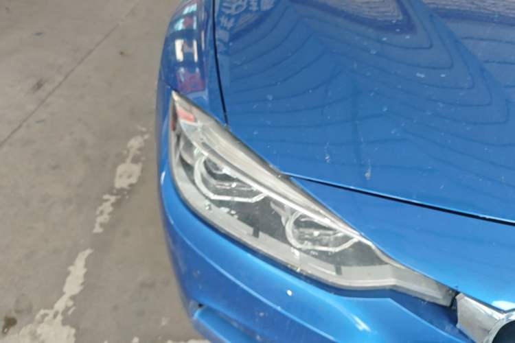 Used BMW 3 Series 2019 320i M Sport Package Right Front Headlight
