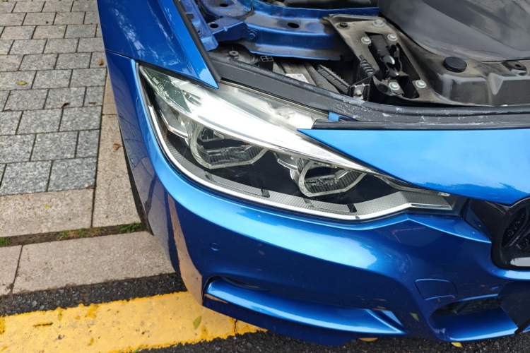 Used BMW 3 Series 2019 320Li M Sport Package Right Front Headlight