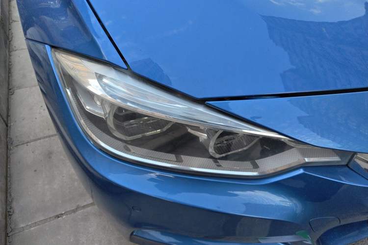 Used BMW 3 Series 2019 320i M Sport Package Right Front Headlight