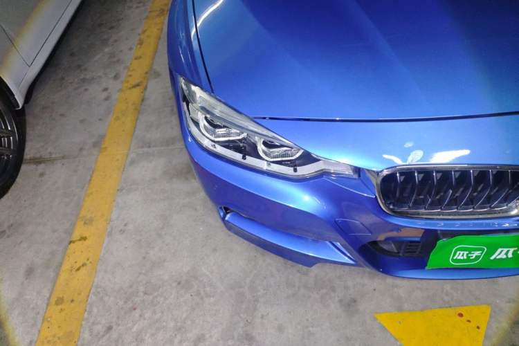 Used BMW 3 Series 2019 320i M Sport Package Right Front Headlight