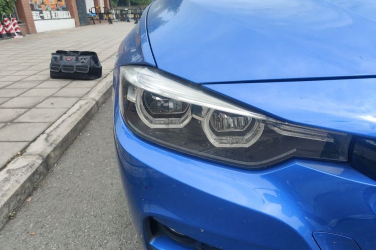Used BMW 3 Series 2019 320i M Sport Night Edition Right Front Headlight