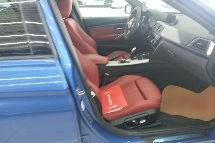 Used BMW 3 Series 2019 320i M Sport Package Right Front Seat