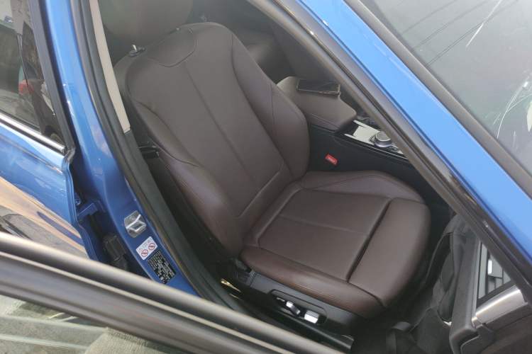 Used BMW 3 Series 2019 320Li M Sport Package Right Front Seat