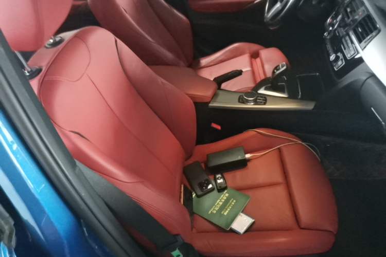 Used BMW 3 Series 2019 320i M Sport Night Edition Right Front Seat