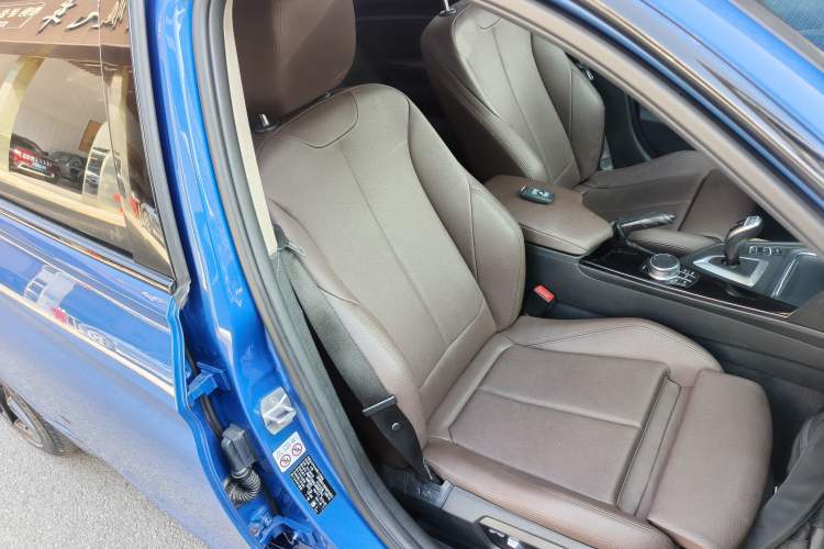 Used BMW 3 Series 2019 320Li M Sport Package Right Front Seat