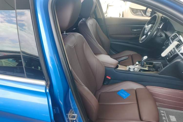 Used BMW 3 Series 2019 320Li M Luxury Package Right Front Seat