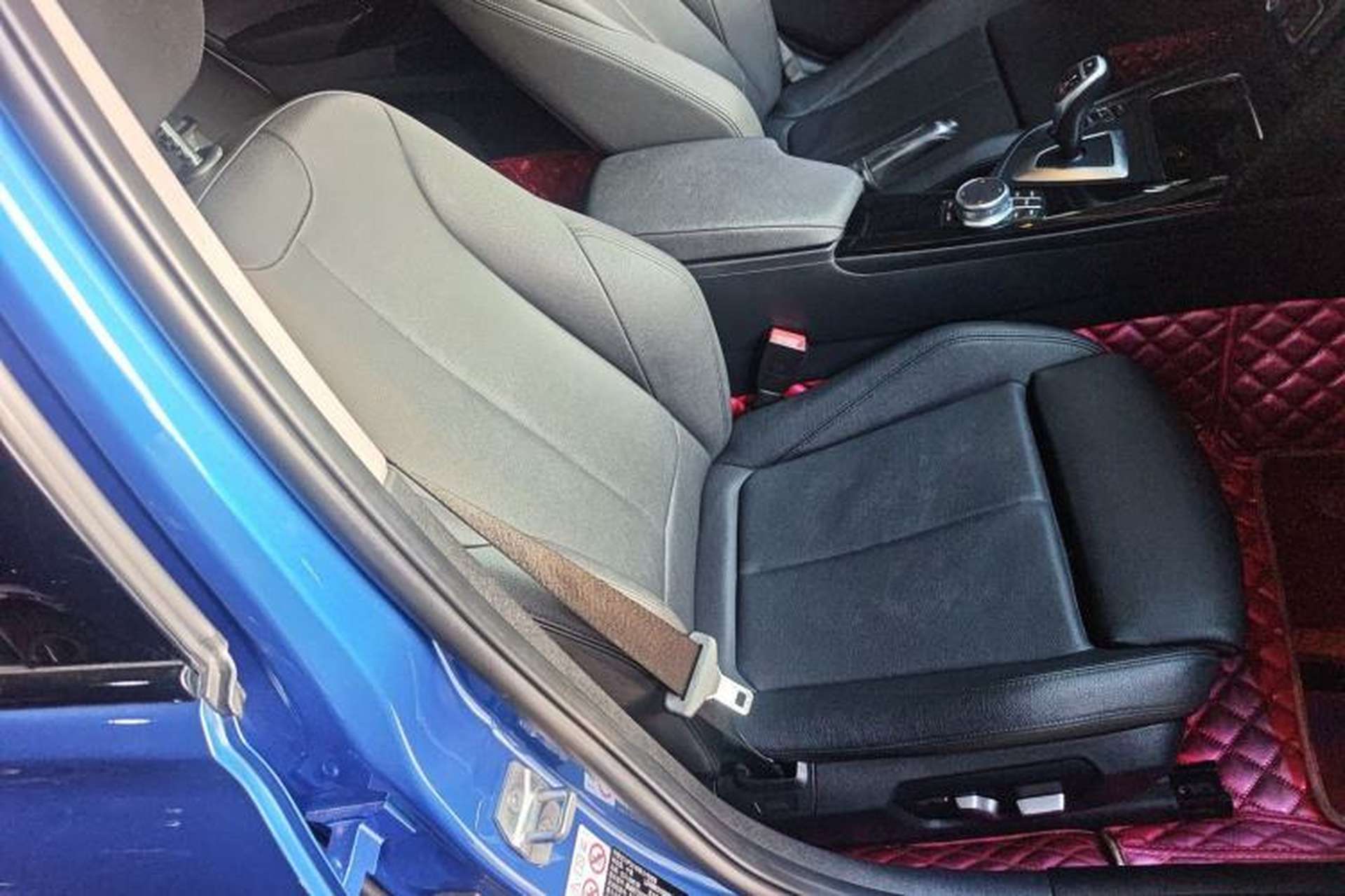 Used BMW 3 Series 2019 320Li M Sport Package Right Front Seat